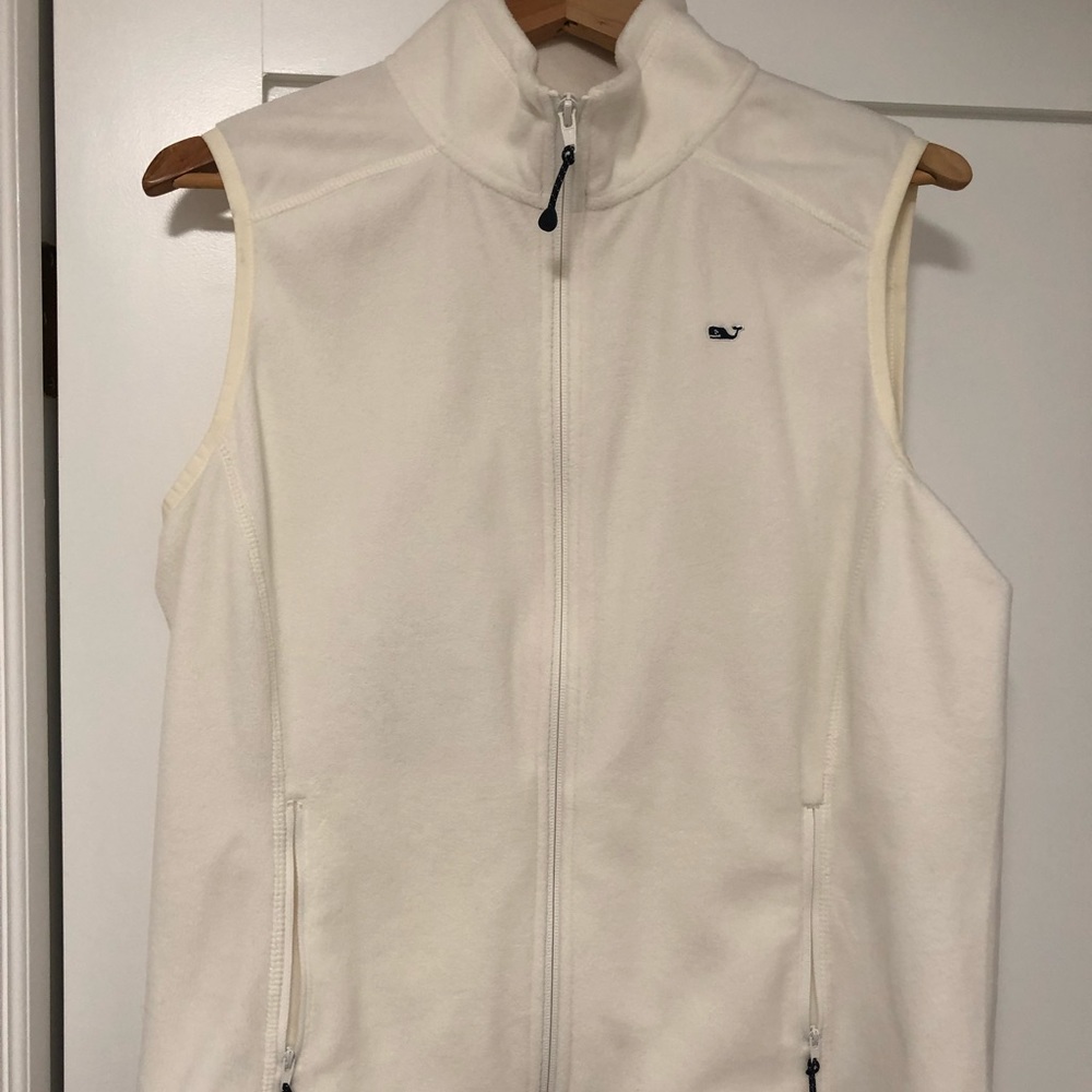 Vineyard vines vest